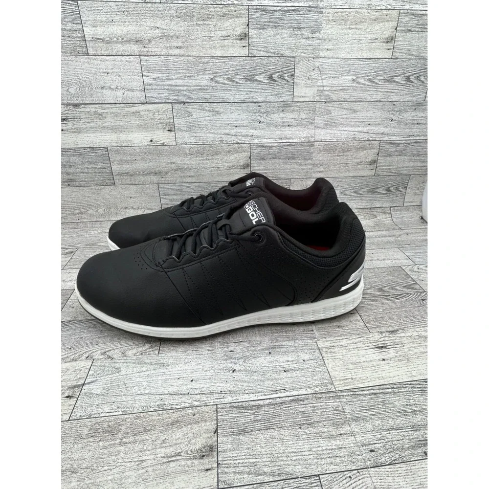 Skechers Go Golf 54545EWW Mens 9‎ Black White Spikeless Athletic Golf Shoes EWW
